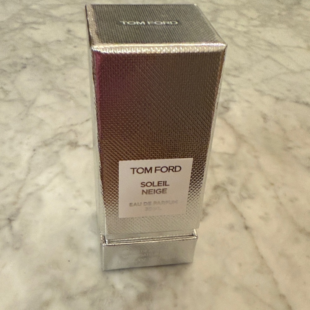 Tom Ford Silver Soleil Neige Fragrance